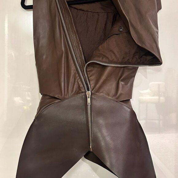 jacket - Picture 2 of 10